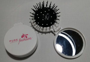 Pure Fashion Travel Brush